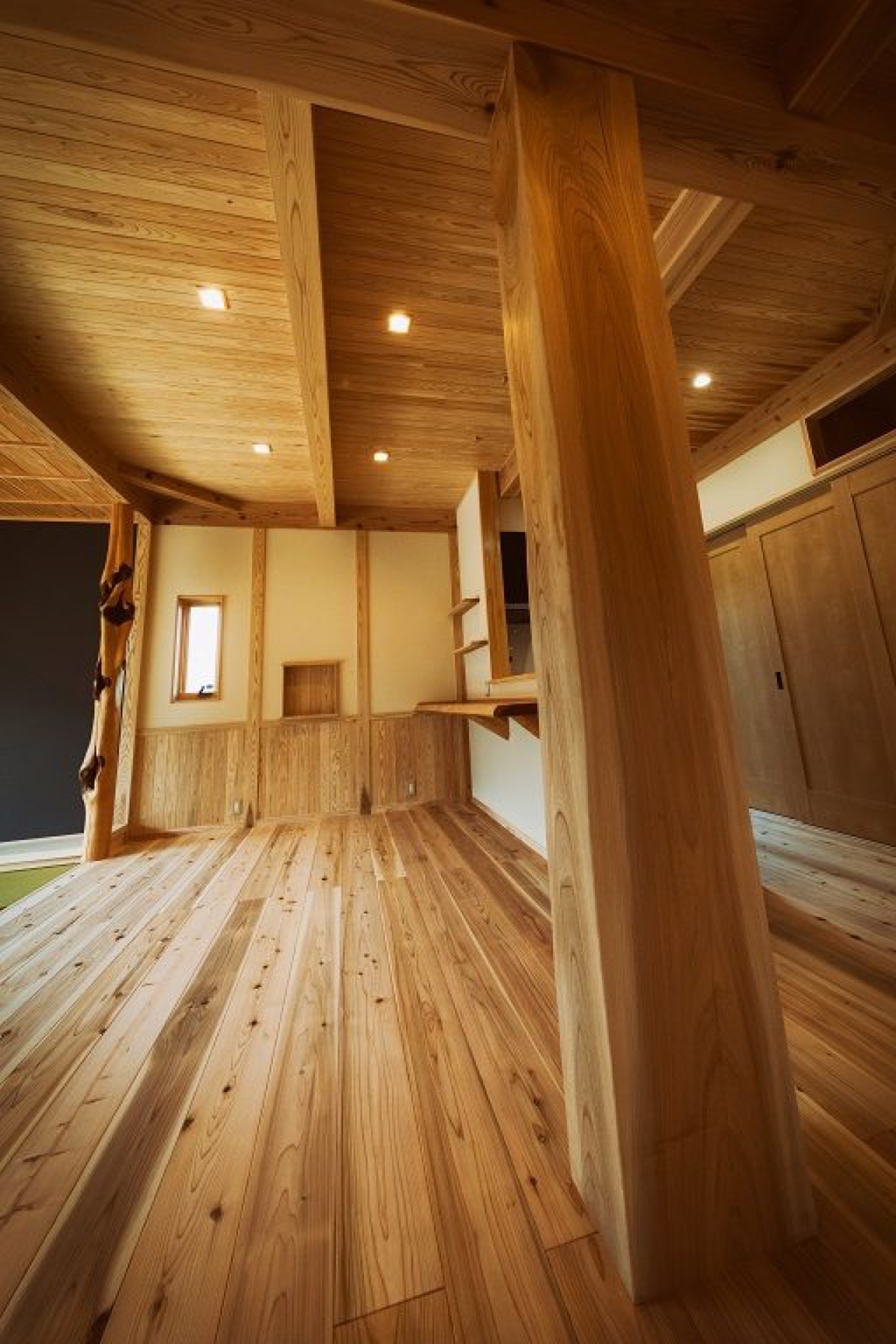木の香りに包まれる家 - 愛媛の注文住宅・工務店探しなら【IEHIME】